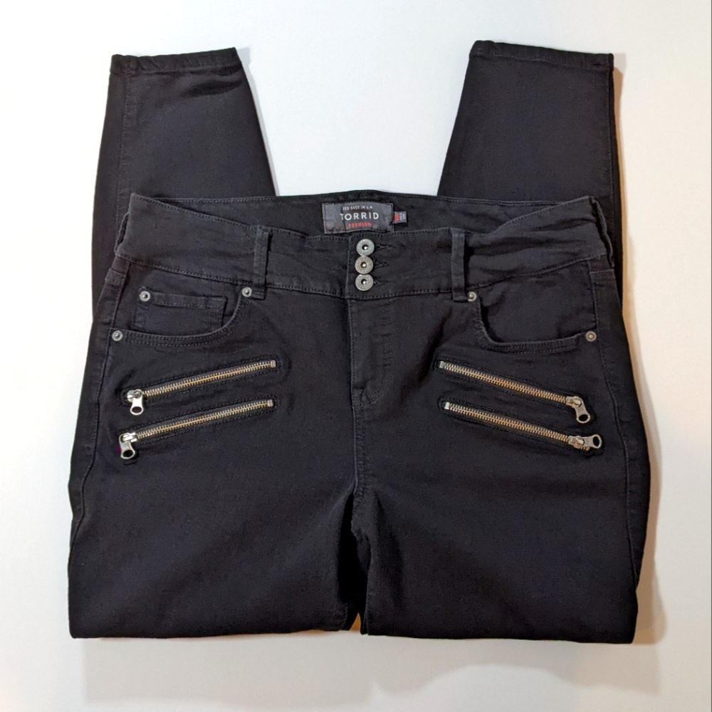 Torrid Premium Black Moto Multi Zipper Jegging Pants Women's Size 18R
